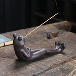 Frog Incense Stick Holder Ceramic Insence Burner Ash Catcher, Incense Stand Frog Sculpture Ornament for Aromatherapy/Yoga