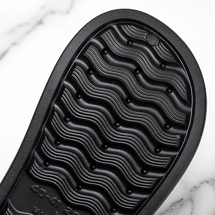 Hole Shoes Men Sandals Summer Cartoon Home Slippers Men Clogs Outdoor Not Slip Platform Beach Sandals Men Slippers Garden Shoes