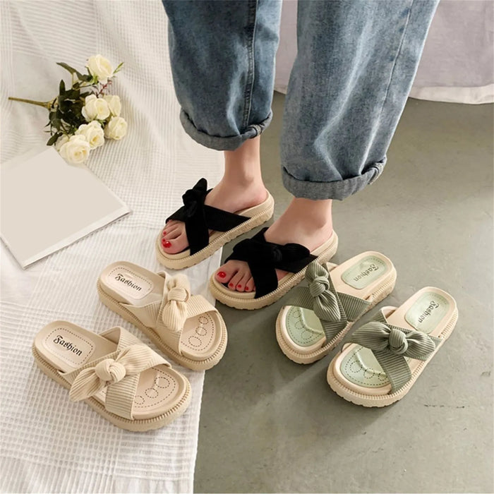 Lightweight women's summer platform sandals with durable sole