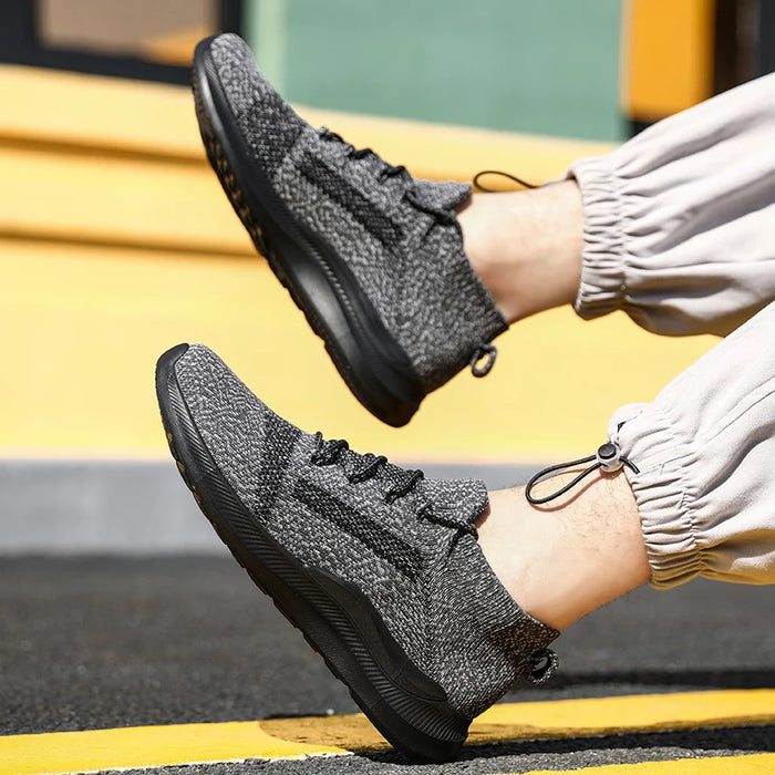 Lightweight Running Shoes for Women and Mens Sneakers Casual Sports Shoes Quality Fashion Super Couple Footwear Soft Comfort
